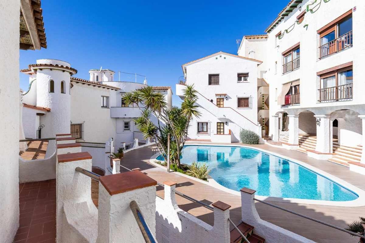 Alojate En Una Torre Sobre El Mar Daire Sitges Dış mekan fotoğraf